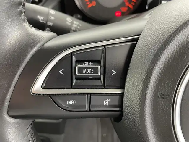 スズキ ジムニー XC 富山県 2021(令3)年 4.7万km シフォンアイボリーM パートタイム4WD/5速MT/社外8型ナビ（AM/FM/CD/DVD/BT/HDMI/USB）/フルセグTV/バックカメラ/衝突被害軽減ブレーキ/レーンキープアシスト/前後ドライブレコーダー/前席シートヒーター/プッシュスタート/スマートキー×2/純正マッドガード/クルーズコントロール/ETC/3driveEVO Pivot/LEDヘッドライト/フォグランプ/純正フロアマット/純正ドアバイザー/保証書/取扱説明書