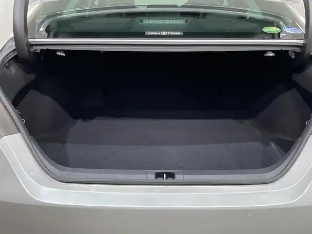 トヨタ カムリ WSレザーパッケージ 愛知県 2020(令2)年 2.5万km プラチナホワイトパールマイカ 純正8インチナビ/（Bluetooth/AM/FM/フルセグTV/Carplay）/衝突軽減ブレーキ/レーダークルーズコントロール/シートヒーター/パワーシート/LEDヘッドライト/オートマチックハイビーム/ETC/バックカメラ/ドライブレコーダー/コーナーセンサー/スマートキー/純正18インチAW/レーンキープアシスト/横滑り防止装置