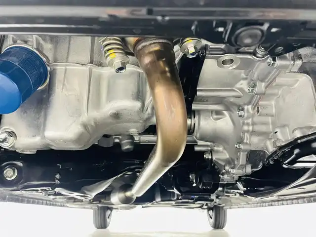ホンダ Ｎ ＢＯＸ カスタム 福島県 2025(令7)年 0.1万km クリスタルブラックパール ホンダセンシング　/・衝突軽減ブレーキ（CMBS）/・先行車発進お知らせ機能/・歩行者事故低減ステアリング/・路外逸脱抑制機能/・標識認識機能/・渋滞追従機能付アダプティブクルーズコントロール（ACC）/・車線維持支援システム（LKAS）/・誤発進抑制機能/・後方誤発進抑制機能/・近距離衝突軽減ブレーキ/・急アクセル抑制機能/・パーキングセンサーシステム/・オートハイビーム/両側パワースライドドア　/シーヒーター　/電子パーキング　/・ブレーキホールド　/オートライト　/・ＬＥＤライト　/ヘッドライトレベライザー　/プッシュスタート　/・スマートキー　/ステアリングスイッチ/・革巻きステアリング/・チルトステアリング/電動格納ミラー/・ベンチシート/保証書