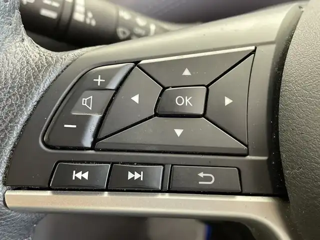 日産 セレナ e－パワー ハイウェイスター V 鹿児島県 2022(令4)年 3.1万km ブリリアントホワイトパール 2トーン ワンオーナー/純正SDナビ/(BT/CD/DVD/AM/FM/フルセグTV)/アラウンドビューモニター/プロパイロット/純正フリップダウンモニター/両側パワースライドドア/デジタルインナーミラー/エマージェンシーブレーキ/オートマチックハイビーム/前後コーナーセンサー/セーフティパック/純正ドライブレコーダー/電動パーキングブレーキ/オートホールド/ETC/HDMI/アイドリングストップ/スペアキー/純正LEDヘッドライト/純正フロアマット