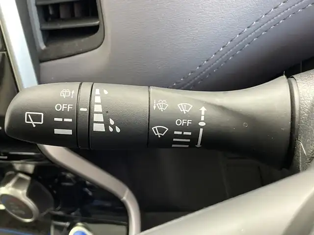 日産 セレナ e－パワー ハイウェイスター V 鹿児島県 2022(令4)年 3.1万km ブリリアントホワイトパール 2トーン ワンオーナー/純正SDナビ/(BT/CD/DVD/AM/FM/フルセグTV)/アラウンドビューモニター/プロパイロット/純正フリップダウンモニター/両側パワースライドドア/デジタルインナーミラー/エマージェンシーブレーキ/オートマチックハイビーム/前後コーナーセンサー/セーフティパック/純正ドライブレコーダー/電動パーキングブレーキ/オートホールド/ETC/HDMI/アイドリングストップ/スペアキー/純正LEDヘッドライト/純正フロアマット