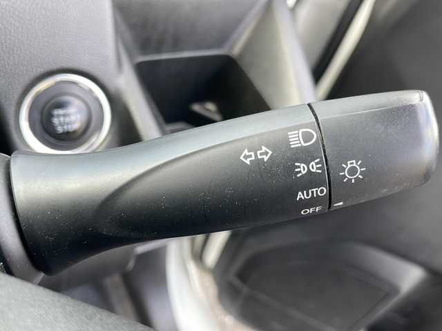 スズキ ワゴンＲ HYBRID FZ 岩手県 2018(平30)年 8.1万km ピュアホワイトP 社外SDナビ/AM/FM/CD/DVD/Bluetooth/ワンセグTV/フロント/サイド/バックカメラ/衝突被害軽減ブレーキ/横滑り防止装置/アイドリングストップ/オートライト/オートハイビーム/LEDヘッドライト/フォグランプ/スマートキー/プッシュスタート/電動格納ミラー/純正14インチAW/純正ドアバイザー/取扱説明書