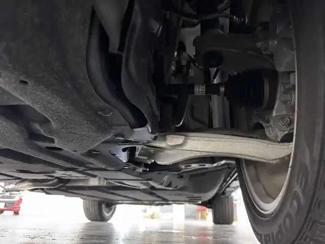 三菱 アウトランダー ＰＨＥＶ P 三重県 2022(令4)年 4.3万km アメジストブラック PHEV:プラグインハイブリッド/4WD/MTモード付CVT/9インチナビ/（AM/FM/TV/USB/iPod/Bluetooth/CarPlay/AndroidAuto）/マルチアラウンドモニター（移動物検知機能付）/BOSEプレミアムサウンドシステム（9スピーカー）/ビルトイン ETC2.0/e-Assist/・衝突被害軽減ブレーキ（FCM）/・踏み間違い衝突防止アシスト（EAPM）/・車線逸脱警報（LDW）＆逸脱防止支援（LDP）/・ふらつき警報（DAA）/・前方衝突予測警報（PFCW）/・MI-PILOT（レーダークルコン）/・標識認識システム（TSR）/・後側方衝突被害防止支援システム（ABSA）/・後側方車両検知警報（レーンチェンジアシスト機能付）（BSW/LCA）/・後退時車両検知警報（RCTA）/●パーキングセンサー/●ヒルディセントコントロール/など/装備/・本革シート（ブラック×サドルタン）/・シートヒーター（D/N/2nd左右）/・10wayメモリーパワーシート（D/N）/・HUD/・パワーバックドア/・左右後席独立オートエアコン/・100V AC電源（1500W）/・V2H用 DC電源（10kW）/・アダプティブLEDヘッドライト（ALH）/・ワイヤレス充電器/・保/取/ナビ取/充電ケーブル/・スマートキーx2/など