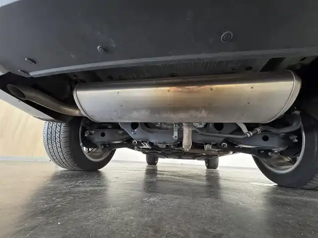 三菱 アウトランダー ＰＨＥＶ P 三重県 2022(令4)年 4.3万km アメジストブラック PHEV:プラグインハイブリッド/4WD/MTモード付CVT/9インチナビ/（AM/FM/TV/USB/iPod/Bluetooth/CarPlay/AndroidAuto）/マルチアラウンドモニター（移動物検知機能付）/BOSEプレミアムサウンドシステム（9スピーカー）/ビルトイン ETC2.0/e-Assist/・衝突被害軽減ブレーキ（FCM）/・踏み間違い衝突防止アシスト（EAPM）/・車線逸脱警報（LDW）＆逸脱防止支援（LDP）/・ふらつき警報（DAA）/・前方衝突予測警報（PFCW）/・MI-PILOT（レーダークルコン）/・標識認識システム（TSR）/・後側方衝突被害防止支援システム（ABSA）/・後側方車両検知警報（レーンチェンジアシスト機能付）（BSW/LCA）/・後退時車両検知警報（RCTA）/●パーキングセンサー/●ヒルディセントコントロール/など/装備/・本革シート（ブラック×サドルタン）/・シートヒーター（D/N/2nd左右）/・10wayメモリーパワーシート（D/N）/・HUD/・パワーバックドア/・左右後席独立オートエアコン/・100V AC電源（1500W）/・V2H用 DC電源（10kW）/・アダプティブLEDヘッドライト（ALH）/・ワイヤレス充電器/・保/取/ナビ取/充電ケーブル/・スマートキーx2/など