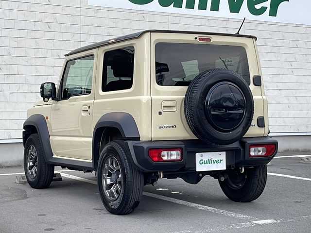 スズキ ジムニー シエラ JC 静岡県 2020(令2)年 5.4万km シフォンアイボリーメタリックブラック2トーンルーフ /純正8インチナビ/地デジTV//純正CD/DVD/Bluetooth//バックカメラ//レーダーブレーキサポート//純正15インチAW//シートヒーター//スマートキー//LEDヘッドライト//レーンキープアシスト//ETC