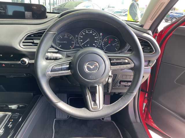 マツダ ＣＸ－３０ XD ブラックトーンエディション 愛知県 2023(令5)年 1.6万km ソウルレッドクリスタルM 純正9型ナビ　SDカードなし/全方位カメラ/レーダークルーズコントロール/バックカメラ/電動リアゲート/ヘッドアップディスプレイ/コーナーセンサー/純正アルミホイール/ブラインドスポットモニター/LEDヘッドライト/パドルシフト/オートマチックハイビーム/ドライブレコーダー/ETC/衝突軽減システム/フルセグ/CD DVD/Bluetooth/ステアリングスイッチ/スマートキー/プッシュスタート