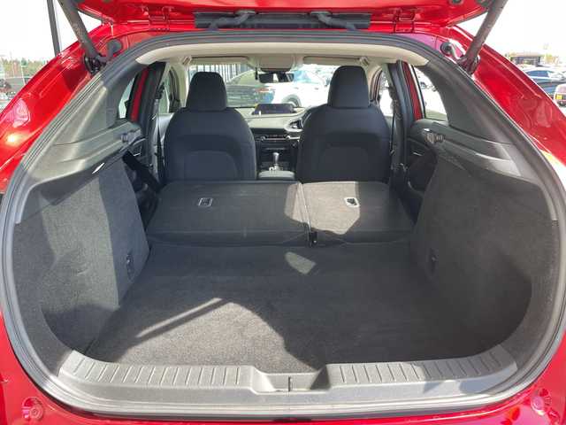 マツダ ＣＸ－３０ XD ブラックトーンエディション 愛知県 2023(令5)年 1.6万km ソウルレッドクリスタルM 純正9型ナビ　SDカードなし/全方位カメラ/レーダークルーズコントロール/バックカメラ/電動リアゲート/ヘッドアップディスプレイ/コーナーセンサー/純正アルミホイール/ブラインドスポットモニター/LEDヘッドライト/パドルシフト/オートマチックハイビーム/ドライブレコーダー/ETC/衝突軽減システム/フルセグ/CD DVD/Bluetooth/ステアリングスイッチ/スマートキー/プッシュスタート