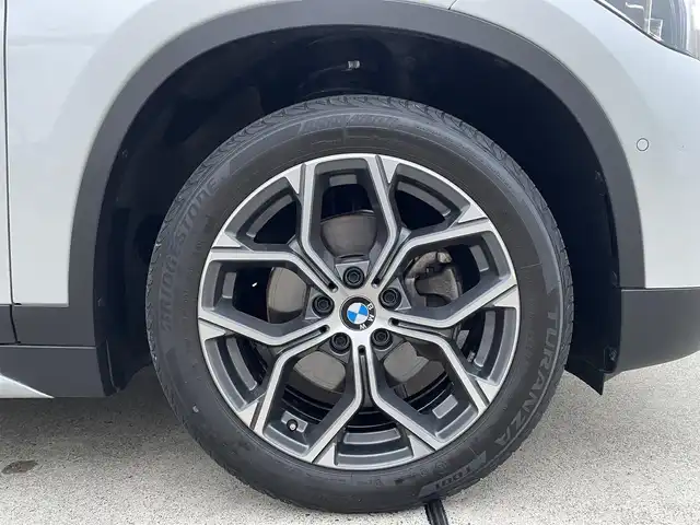 ＢＭＷ Ｘ１ xDrive 18d xライン EDジョイ+ 東京都 2020(令2)年 3.4万km アルピンホワイトⅢ 純正ナビ/バックカメラ/インテリジェントセーフティ（ブレーキシアシスト/衝突警告/レーンキープ）/アダプティブクルーズコントロール/ETC2.0/アンビエントライト/レーンキープアシスト/ヒルディセントコントロール/パーキングアシスト/シートメモリー機能/運転モード切替/ハーフレザーシート/LEDヘッドライト/電動トランク/電動格納ミラー/USB接続/AppleCarPlay/純正18インチアルミホイール