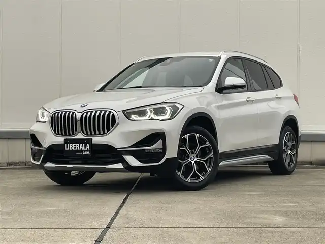 ＢＭＷ Ｘ１ xDrive 18d xライン EDジョイ+ 東京都 2020(令2)年 3.4万km アルピンホワイトⅢ 純正ナビ/バックカメラ/インテリジェントセーフティ（ブレーキシアシスト/衝突警告/レーンキープ）/アダプティブクルーズコントロール/ETC2.0/アンビエントライト/レーンキープアシスト/ヒルディセントコントロール/パーキングアシスト/シートメモリー機能/運転モード切替/ハーフレザーシート/LEDヘッドライト/電動トランク/電動格納ミラー/USB接続/AppleCarPlay/純正18インチアルミホイール