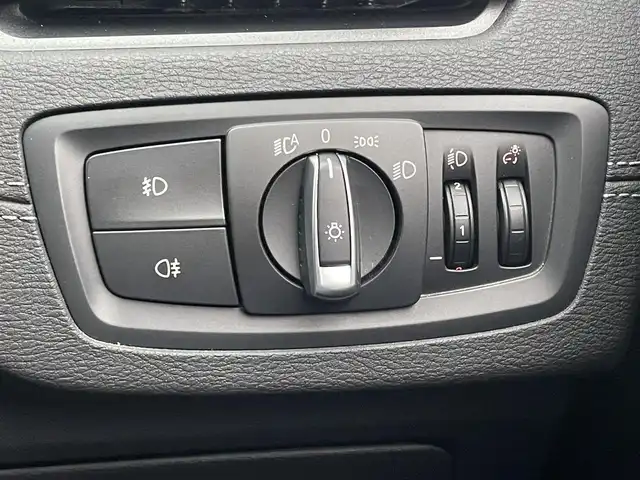 ＢＭＷ Ｘ１ xDrive 18d xライン EDジョイ+ 東京都 2020(令2)年 3.4万km アルピンホワイトⅢ 純正ナビ/バックカメラ/インテリジェントセーフティ（ブレーキシアシスト/衝突警告/レーンキープ）/アダプティブクルーズコントロール/ETC2.0/アンビエントライト/レーンキープアシスト/ヒルディセントコントロール/パーキングアシスト/シートメモリー機能/運転モード切替/ハーフレザーシート/LEDヘッドライト/電動トランク/電動格納ミラー/USB接続/AppleCarPlay/純正18インチアルミホイール