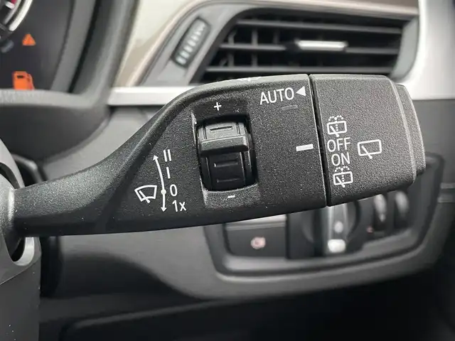 ＢＭＷ Ｘ１ xDrive 18d xライン EDジョイ+ 東京都 2020(令2)年 3.4万km アルピンホワイトⅢ 純正ナビ/バックカメラ/インテリジェントセーフティ（ブレーキシアシスト/衝突警告/レーンキープ）/アダプティブクルーズコントロール/ETC2.0/アンビエントライト/レーンキープアシスト/ヒルディセントコントロール/パーキングアシスト/シートメモリー機能/運転モード切替/ハーフレザーシート/LEDヘッドライト/電動トランク/電動格納ミラー/USB接続/AppleCarPlay/純正18インチアルミホイール