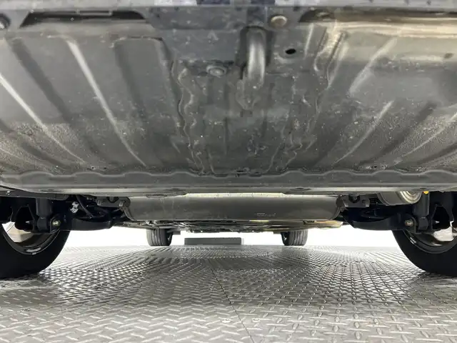 ホンダ オデッセイ ハイブリッド e:HEVアブソルート EXブラックED 神奈川県 2023(令5)年 3万km プレミアムヴィーナスブラックP 純正11.4型メモリーナビゲーション【LXM-247VFLi】/フルセグ　CD DVD　SD　USB　Bluetooth　HDMI　/マルチビューカメラ/両側電動スライドドア/パワーバックドア/ホンダセンシング/近距離衝突軽減ブレーキ/オートハイビーム/急アクセル抑制機能/衝突軽減ブレーキ/誤発進抑制機能/先行車発進お知らせ機能/アダブティブクルーズコントロール/レーンキープアシストシステム/LKAS車線維持支援システム/路外逸脱抑制機能/ブラインドスポットインフォメーション/踏み間違い衝突軽減システム/前後パーキングセンサー/革巻きステアリング/パドルシフト/本革シート/前席パワーシート/前席/後席左右シートヒーター/2列目電動オットマンシート/ECON/SPORT/ECO/EVモード/純正前後ドライブレコーダー/純正ビルトインETC/ワイヤレス充電/電動パーキングブレーキ/オートブレーキホールド/プッシュスタート/スマートキー/LEDヘッドランプ/LEDシーケンシャルターンランプ/オートライト/純正18インチアルミホイール