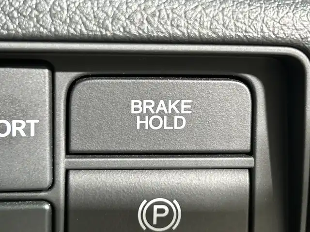 ホンダ オデッセイ ハイブリッド e:HEVアブソルート EXブラックED 神奈川県 2023(令5)年 3万km プレミアムヴィーナスブラックP 純正11.4型メモリーナビゲーション【LXM-247VFLi】/フルセグ　CD DVD　SD　USB　Bluetooth　HDMI　/マルチビューカメラ/両側電動スライドドア/パワーバックドア/ホンダセンシング/近距離衝突軽減ブレーキ/オートハイビーム/急アクセル抑制機能/衝突軽減ブレーキ/誤発進抑制機能/先行車発進お知らせ機能/アダブティブクルーズコントロール/レーンキープアシストシステム/LKAS車線維持支援システム/路外逸脱抑制機能/ブラインドスポットインフォメーション/踏み間違い衝突軽減システム/前後パーキングセンサー/革巻きステアリング/パドルシフト/本革シート/前席パワーシート/前席/後席左右シートヒーター/2列目電動オットマンシート/ECON/SPORT/ECO/EVモード/純正前後ドライブレコーダー/純正ビルトインETC/ワイヤレス充電/電動パーキングブレーキ/オートブレーキホールド/プッシュスタート/スマートキー/LEDヘッドランプ/LEDシーケンシャルターンランプ/オートライト/純正18インチアルミホイール