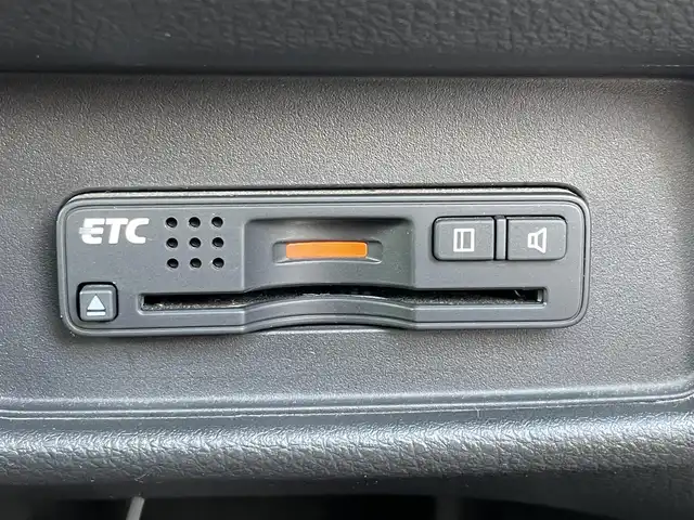 ホンダ オデッセイ ハイブリッド アブソルートセンシングアドバンP 東京都 2016(平28)年 4.9万km ホワイトオーキッドパール ホンダセンシング/衝突軽減ブレーキ/アダプティブクルーズコントロール/メーカーナビ/CD/DVD/BT/AM/FM/USB/HDMI/AppleCarplay/マルチビューモニター/両側パワースライドドア/運転席パワーシート（8ウェイ）/ハーフレザーシート/2列目サンシェード/ビルトインETC/LEDヘッドライト