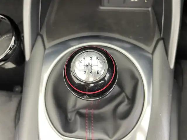 マツダ ロードスター ＲＦ RS 群馬県 2017(平29)年 1.9万km ソウルレッドプレミアムメタリック BBS 17インチアルミホイール/ブレンボキャリパー/BILSTEINサスペンション/BOSEサウンド/＝＝＝＝＝/7インチマツダコネクトナビ/・FM AM BT CD DVD AUX TV/＝＝＝＝＝/ＢＯＳＥサウンド　ＢＢＳ１７インチアルミホイール　ＢＩＬＳＴＥＩＮサスペンション　Ｂｒｅｍｂｏキャリパー　シートヒーター　ハーフレザー　バックカメラ　レーンキープアシスト　アイドリングストップ　禁煙車