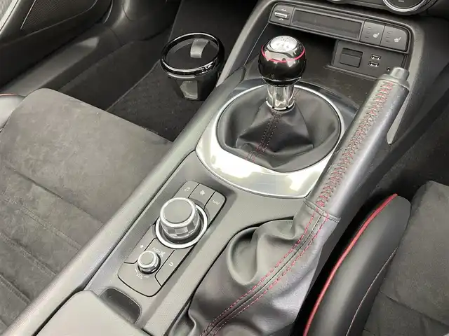 マツダ ロードスター ＲＦ RS 群馬県 2017(平29)年 1.9万km ソウルレッドプレミアムメタリック BBS 17インチアルミホイール/ブレンボキャリパー/BILSTEINサスペンション/BOSEサウンド/＝＝＝＝＝/7インチマツダコネクトナビ/・FM AM BT CD DVD AUX TV/＝＝＝＝＝/ＢＯＳＥサウンド　ＢＢＳ１７インチアルミホイール　ＢＩＬＳＴＥＩＮサスペンション　Ｂｒｅｍｂｏキャリパー　シートヒーター　ハーフレザー　バックカメラ　レーンキープアシスト　アイドリングストップ　禁煙車