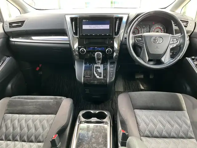 トヨタ ヴェルファイア Z Aエディション 奈良県 2018(平30)年 6.3万km ブラック 純正９インチナビ（NSZT-Y68T）/（フルセグ／ＢＴ／ＣＤ／ＤＶＤ）/純正12インチフリップダウンモニター（V12T-R68C）/レーダークルーズコントロール/バックカメラ/プリクラッシュセーフティ/前後コーナーセンサー/レーンキープアシスト/両側パワースライド/前方ドライブレコーダー（DRT-H68A）/ETC/LEDヘッドライト/純正18インチAW/取り扱い説明書/スペアキーX1