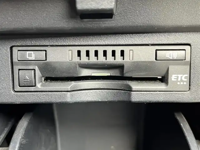 トヨタ ヴェルファイア Z Aエディション 奈良県 2018(平30)年 6.3万km ブラック 純正９インチナビ（NSZT-Y68T）/（フルセグ／ＢＴ／ＣＤ／ＤＶＤ）/純正12インチフリップダウンモニター（V12T-R68C）/レーダークルーズコントロール/バックカメラ/プリクラッシュセーフティ/前後コーナーセンサー/レーンキープアシスト/両側パワースライド/前方ドライブレコーダー（DRT-H68A）/ETC/LEDヘッドライト/純正18インチAW/取り扱い説明書/スペアキーX1