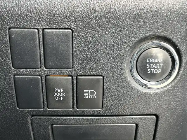 トヨタ ヴェルファイア Z Aエディション 奈良県 2018(平30)年 6.3万km ブラック 純正９インチナビ（NSZT-Y68T）/（フルセグ／ＢＴ／ＣＤ／ＤＶＤ）/純正12インチフリップダウンモニター（V12T-R68C）/レーダークルーズコントロール/バックカメラ/プリクラッシュセーフティ/前後コーナーセンサー/レーンキープアシスト/両側パワースライド/前方ドライブレコーダー（DRT-H68A）/ETC/LEDヘッドライト/純正18インチAW/取り扱い説明書/スペアキーX1