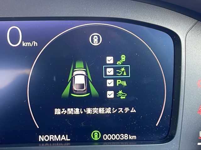 ホンダ シビック RS 大阪府 2025(令7)年 0.1千km プラチナホワイトパール OPフロントバンパーガーニッシュ/OPテールゲートスポイラー（ウイングタイプ）/ホンダセンシング/・衝突軽減ブレーキ/・近距離衝突軽減ブレーキ/・歩行者事故低減ステアリング/・路外逸脱抑制機能/・渋滞追従機能付アダプティブクルーズコントロール/・車線維持支援システム/・先行車発進お知らせ機能/・標識認識機能/・オートハイビーム/・アダプティブドライビングビーム/・パーキングセンサーシステム/・ブラインドスポットインフォメーション/・後退出庫サポート/BOSEプレミアムサウンドシステム/９型ホンダコネクトディスプレイ/【Bluetooth/USB/スマホ連携】/バックカメラ/ビルトインETC2.0/ワイヤレス充電/ハーフレザーシート/D/N席パワーシート/D/N席シートヒーター/オートライト/フルLEDヘッドランプ/18インチ純正AW/取説/保証書/スマートキー/スペアキー