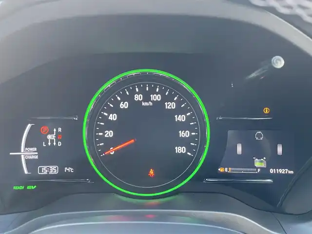 ホンダ ヴェゼル ハイブリッド RS ホンダセンシング 埼玉県 2021(令3)年 1.2万km クリスタルブラックパール /ワンオーナー//純正8型メモリナビ//フルセグTV//バックカメラ//CD/DVD/Bluetooth//アダプティブクルーズコントロール//ハーフレザーシート//前2席シートヒーター//ビルトインETC//スマートキーx2//LEDヘッドライト//LEDフォグ//CMBS衝突軽減ブレーキ//LKAS車線維持支援システム//W.サイド.カーテンエアバッグ//ABS//横滑り防止装置//前後ドライブレコーダー//パドルシフト//革巻きステアリング//ステアリングオーディオリモコン//オートライト//プライバシーガラス//ドアバイザー//純正18インチAW//新車時保証書//取扱説明書//ナビ取説