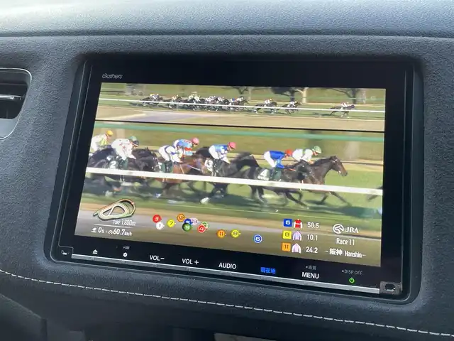 ホンダ ヴェゼル ハイブリッド RS ホンダセンシング 埼玉県 2021(令3)年 1.2万km クリスタルブラックパール /ワンオーナー//純正8型メモリナビ//フルセグTV//バックカメラ//CD/DVD/Bluetooth//アダプティブクルーズコントロール//ハーフレザーシート//前2席シートヒーター//ビルトインETC//スマートキーx2//LEDヘッドライト//LEDフォグ//CMBS衝突軽減ブレーキ//LKAS車線維持支援システム//W.サイド.カーテンエアバッグ//ABS//横滑り防止装置//前後ドライブレコーダー//パドルシフト//革巻きステアリング//ステアリングオーディオリモコン//オートライト//プライバシーガラス//ドアバイザー//純正18インチAW//新車時保証書//取扱説明書//ナビ取説