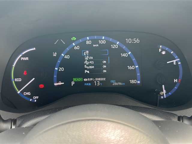 トヨタ ヤリスクロス ハイブリッド Z 三重県 2020(令2)年 2.9万km ホワイトパールクリスタルシャイン 禁煙/純正ナビ/AplleCarPlay/バックカメラ/純正ドライブレコーダー/ビルトインETC/BSM/シートヒーター/レーンキープアシスト/レーダークルーズコントロール/衝突被害軽減システム/標識認識システム/USB給電/純正18インチAW/スペアタイヤ