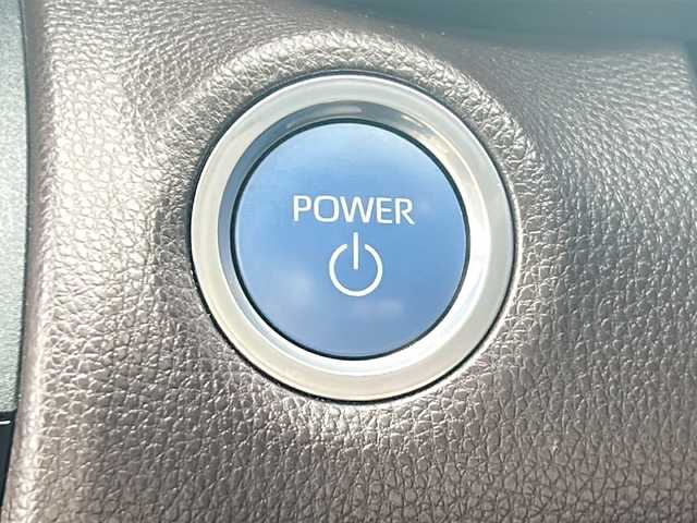 トヨタ ヤリスクロス ハイブリッド Z 三重県 2020(令2)年 2.9万km ホワイトパールクリスタルシャイン 禁煙/純正ナビ/AplleCarPlay/バックカメラ/純正ドライブレコーダー/ビルトインETC/BSM/シートヒーター/レーンキープアシスト/レーダークルーズコントロール/衝突被害軽減システム/標識認識システム/USB給電/純正18インチAW/スペアタイヤ