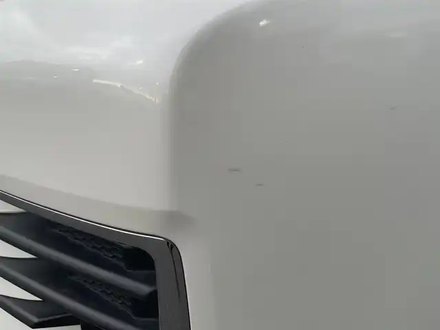 トヨタ ヴォクシー ZS 煌Ⅱ 岡山県 2016(平28)年 6.7万km ホワイトパールクリスタルシャイン 社外ナビ　/後席用モニター　/衝突軽減　/レーンアシスト　/バックカメラ　/ＥＴＣ　/両側パワースライドドア　/３列シート　/ドライブレコーダー　/プッシュスタート　/純正フロアマット　/16インチ純正アルミホイール