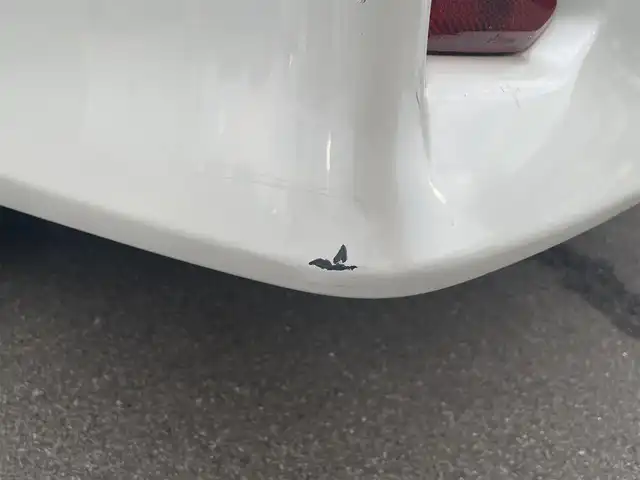 トヨタ ヴォクシー ZS 煌Ⅱ 岡山県 2016(平28)年 6.7万km ホワイトパールクリスタルシャイン 社外ナビ　/後席用モニター　/衝突軽減　/レーンアシスト　/バックカメラ　/ＥＴＣ　/両側パワースライドドア　/３列シート　/ドライブレコーダー　/プッシュスタート　/純正フロアマット　/16インチ純正アルミホイール