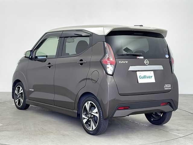 日産 デイズ HWS G ターボ プロパイロットED 鹿児島県 2020(令2)年 1.5万km フローズンバニラパール/アッシュブラウンM エマージェンシーブレーキ/純正9型ナビ/Bluetooth DVD再生可/アラウンドビューモニター/フルセグTV/純正前方ドライブレコーダー/電動パーキングブレーキ/オートホールド/LEDヘッドライト/フォグライト /オートライトコントロール/コーナーセンサー/純正15インチアルミホイール/ベンチシート/レーンキープアシスト /スマートキー/エンジンプッシュスタート/保証書