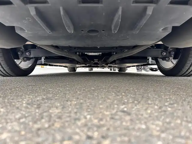 トヨタ クラウン ハイブリッド RS アドバンス 宮城県 2019(令1)年 4.2万km ホワイトパールクリスタルシャイン モデリスタフルエアロ　/モデリスタアルミホイール　/メーカーナビ/・フルセグ/Blu-ray/DVD/Bluetooth/CD/スーパーライブサウンドシステム/セーフティセンス/・レーントレーシングアシスト/・レーダークルーズコントロール/・プリクラッシュセーフティ/・アダプティブハイビーム/・ロードサイドアシスト/・先行車発進告知機能/・ブラインドスポットモニター/・リアクロストラフィックオートブレーキ/・リアクロストラフィックアラート/セーフティパッケージプラス/・パノラマミックビューモニター/・パーキングサポートブレーキ/リアカメラディテクション/・インテリジェントパーキングアシスト２　/おくだけ充電　/ビルドインＥＴＣ２．０　/前後ドライブレコーダー/クラッツィオリアルレザーカバー/シートヒーター/ステアリングヒーター　/レーダー探知機/社外マフラー/純正フロアマット/ドアバイザー/スマートキー