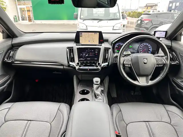 トヨタ クラウン ハイブリッド RS アドバンス 宮城県 2019(令1)年 4.2万km ホワイトパールクリスタルシャイン モデリスタフルエアロ　/モデリスタアルミホイール　/メーカーナビ/・フルセグ/Blu-ray/DVD/Bluetooth/CD/スーパーライブサウンドシステム/セーフティセンス/・レーントレーシングアシスト/・レーダークルーズコントロール/・プリクラッシュセーフティ/・アダプティブハイビーム/・ロードサイドアシスト/・先行車発進告知機能/・ブラインドスポットモニター/・リアクロストラフィックオートブレーキ/・リアクロストラフィックアラート/セーフティパッケージプラス/・パノラマミックビューモニター/・パーキングサポートブレーキ/リアカメラディテクション/・インテリジェントパーキングアシスト２　/おくだけ充電　/ビルドインＥＴＣ２．０　/前後ドライブレコーダー/クラッツィオリアルレザーカバー/シートヒーター/ステアリングヒーター　/レーダー探知機/社外マフラー/純正フロアマット/ドアバイザー/スマートキー