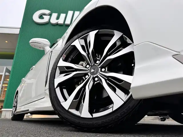 トヨタ クラウン ハイブリッド RS アドバンス 宮城県 2019(令1)年 4.2万km ホワイトパールクリスタルシャイン モデリスタフルエアロ　/モデリスタアルミホイール　/メーカーナビ/・フルセグ/Blu-ray/DVD/Bluetooth/CD/スーパーライブサウンドシステム/セーフティセンス/・レーントレーシングアシスト/・レーダークルーズコントロール/・プリクラッシュセーフティ/・アダプティブハイビーム/・ロードサイドアシスト/・先行車発進告知機能/・ブラインドスポットモニター/・リアクロストラフィックオートブレーキ/・リアクロストラフィックアラート/セーフティパッケージプラス/・パノラマミックビューモニター/・パーキングサポートブレーキ/リアカメラディテクション/・インテリジェントパーキングアシスト２　/おくだけ充電　/ビルドインＥＴＣ２．０　/前後ドライブレコーダー/クラッツィオリアルレザーカバー/シートヒーター/ステアリングヒーター　/レーダー探知機/社外マフラー/純正フロアマット/ドアバイザー/スマートキー