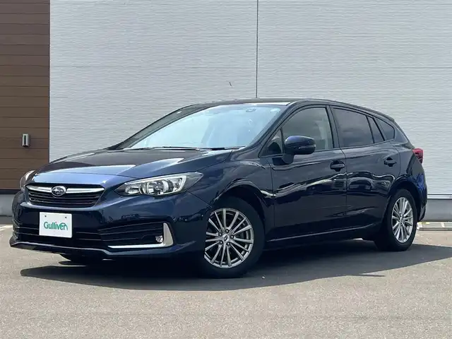 スバル インプレッサ スポーツ 2．0i－L アイサイト 秋田県 2020(令2)年 4万km ダークブルーパール 純正ナビ/衝突軽減システム/LEDヘッドライト/４WD/純正アルミ/フルセグ/バックカメラ/スマートキー/アイドリングストップ/プッシュスタート/パーキングアシスト/コーナーセンサー/レーンキープアシスト/ドライブレコーダー/クルーズコントロール/パドルシフト/MTモード付AT/ETC/純正フロアマット/純正ドアバイザー/純正エンジンスターター/オートライト/オートエアコン/パワーステアリング/パワーウィンドウ/レベライザー/横滑り防止/盗難防止装置/電動格納ウィンカーミラー/取扱説明書