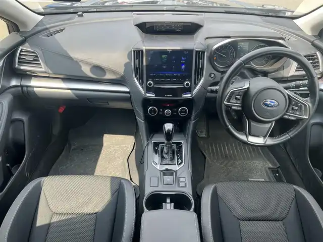 スバル インプレッサ スポーツ 2．0i－L アイサイト 秋田県 2020(令2)年 4万km ダークブルーパール 純正ナビ/衝突軽減システム/LEDヘッドライト/４WD/純正アルミ/フルセグ/バックカメラ/スマートキー/アイドリングストップ/プッシュスタート/パーキングアシスト/コーナーセンサー/レーンキープアシスト/ドライブレコーダー/クルーズコントロール/パドルシフト/MTモード付AT/ETC/純正フロアマット/純正ドアバイザー/純正エンジンスターター/オートライト/オートエアコン/パワーステアリング/パワーウィンドウ/レベライザー/横滑り防止/盗難防止装置/電動格納ウィンカーミラー/取扱説明書