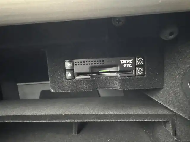 レクサス ＬＳ 600h バージョンL 愛知県 2013(平25)年 9.7万km ブラック モデリスタエアロ　/３眼ＬＥＤライト　/ナビ　/バックカメラ　/パワーシート　/シートヒーター　/エアーシート　/ステアヒーター　/アルミホイール　/パワートランク　/ＥＴＣ　/ＭＴモード　/ＵＳＢ　/ＡＵＸ　/フルセグＴＶ