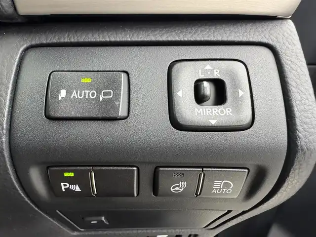 レクサス ＬＳ 600h バージョンL 愛知県 2013(平25)年 9.7万km ブラック モデリスタエアロ　/３眼ＬＥＤライト　/ナビ　/バックカメラ　/パワーシート　/シートヒーター　/エアーシート　/ステアヒーター　/アルミホイール　/パワートランク　/ＥＴＣ　/ＭＴモード　/ＵＳＢ　/ＡＵＸ　/フルセグＴＶ