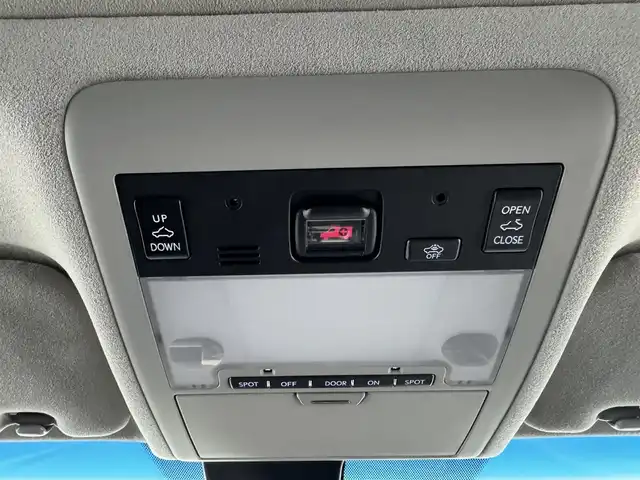 レクサス ＬＳ 600h バージョンL 愛知県 2013(平25)年 9.7万km ブラック モデリスタエアロ　/３眼ＬＥＤライト　/ナビ　/バックカメラ　/パワーシート　/シートヒーター　/エアーシート　/ステアヒーター　/アルミホイール　/パワートランク　/ＥＴＣ　/ＭＴモード　/ＵＳＢ　/ＡＵＸ　/フルセグＴＶ