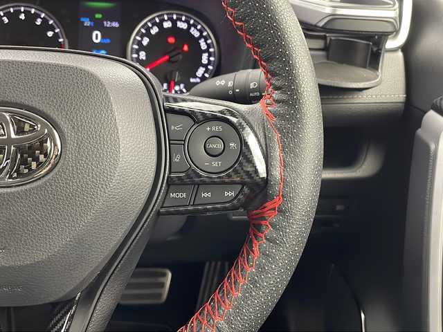 トヨタ ＲＡＶ４ X 栃木県 2022(令4)年 1.9万km ホワイトパールクリスタルシャイン 純正ナビ/（BT/FM・AM/SD/Miracast)/バックカメラ/トヨタセーフティーセンス/衝突被害軽減ブレーキ/レーンディパーチャーアラート/レーントレーシングアシスト/ロードサインアシスト/アダプティブハイビームシステム/横滑り防止装置/ドライブレコーダー/ETC/電動格納ミラー/ドアバイザー/オートライトハイビーム/ステアリングリモコン/カーテンエアバック