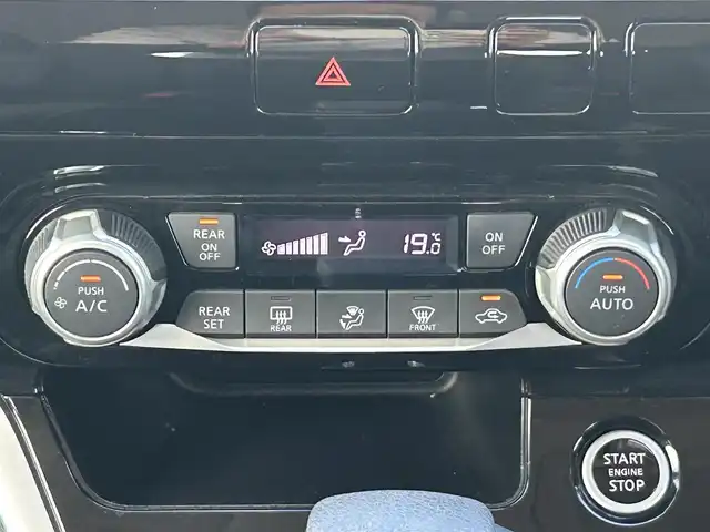 日産 セレナ ハイウェイスター G プロパイロットED 兵庫県 2017(平29)年 6.5万km パール 純正9インチナビ/純正フリップダウンモニター/バックカメラ/ＤＶＤ再生・フルセグＴＶ・ＢＴオーディオ/ブルーレイ再生/プロパイロット/両側パワースライドドア/前後ドライブレコーダー/純正フロアマット/ステアリングリモコン/ETC