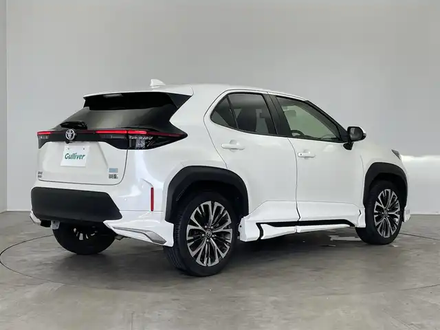 トヨタ ヤリスクロス ハイブリッド Z 福島県 2021(令3)年 4.6万km ホワイトパールクリスタルシャイン モデリスタエアロ/純正ディスプレイオーディオ/パノラミックビューモニター/ステアリングリモコン/プリクラッシュセーフティ/レーントレーシングアシスト/レーダークルーズコントロール/ブラインドスポットモニター/クリアランスソナー/ロードサインアシスト/先行車発進お知らせ機能/シートヒーター/ステアリングヒーター/LEDオートライト/スマートキー/ETC