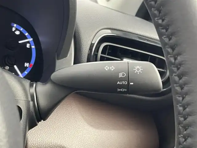 トヨタ ヤリスクロス ハイブリッド Z 福島県 2021(令3)年 4.6万km ホワイトパールクリスタルシャイン モデリスタエアロ/純正ディスプレイオーディオ/パノラミックビューモニター/ステアリングリモコン/プリクラッシュセーフティ/レーントレーシングアシスト/レーダークルーズコントロール/ブラインドスポットモニター/クリアランスソナー/ロードサインアシスト/先行車発進お知らせ機能/シートヒーター/ステアリングヒーター/LEDオートライト/スマートキー/ETC