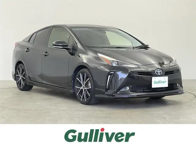 トヨタ プリウス Sツーリングセレクション 千葉県 2022(令4)年 3.4万km プレシャスブラックパール セーフティセンス（衝突回避支援パッケージ）/・プリクラッシュセーフティ/・レーントレーシングアシスト/・オートマチックハイビーム/・レーダークルーズコントロール/・ロードサインアシスト/・先行車発進告知機能/純正8インチディスプレイオーディオ/・メモリーナビ/・フルセグTV/・Bluetooth接続/・全方位カメラ/社外アンダーエアロ/社外18インチAW/スマートキー/前後コーナーセンサー/LEDヘッドライト/ビルトインETC2.0