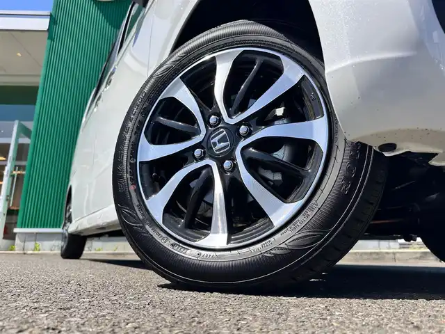 ホンダ Ｎ ＢＯＸ カスタム コーディネートスタイル 宮城県 2025(令7)年 0.1万km パールⅡ 2トーンカラー/ホンダセンシング/●衝突軽減ブレーキ（CMBS）/●先行車発進お知らせ機能/●歩行者事故低減ステアリング/●路外逸脱抑制機能/●標識認識機能/●渋滞追従機能付アダプティブクルーズコントロール（ACC）/●車線維持支援システム（LKAS）/●誤発進抑制機能/●後方誤発進抑制機能/●近距離衝突軽減ブレーキ/●急アクセル抑制機能/●パーキングセンサーシステム/●オートハイビーム/コーディネートスタイル/●フルプライムスムースシート/●本革巻ステアリングホイール/●プライムスムースドアライニングアームレスト/●ダークヘマタイト塗装 ドアオーナメントパネル/●ダーククロームメッキ加飾/●専用14インチアルミホイール/●コンビニフック付シートバックテーブル（運転席&助手席）/バックカメラ/前席シートヒーター/ステアリングスイッチ/電動パーキングブレーキ/ブレーキホールド/LEDヘッドランプ/オートライト/W/サイド/カーテンエアバッグ