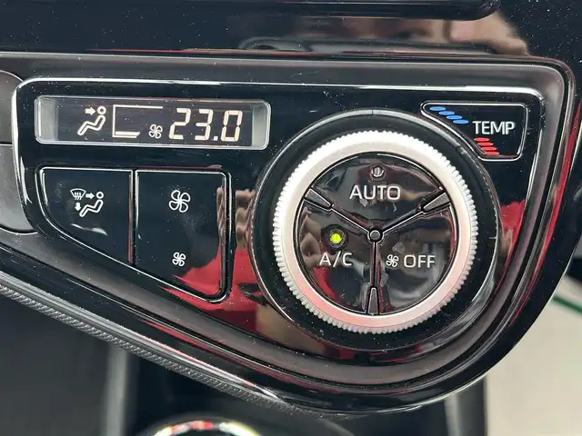 トヨタ アクア G GRスポーツ 兵庫県 2018(平30)年 4.9万km イエロー 純正9インチナビ/フルセグTV/Bluetooth接続/バックカメラ/トヨタセーフティセンス/クルーズコントロール/ビルトインETC2.0/オートハイビーム/GR専用スポーツシート/GR純正フロアマット/社外アルミホイール/ハーフレザーシート