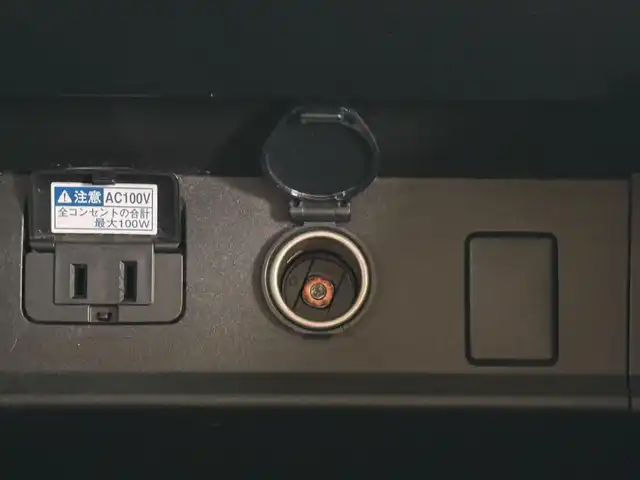 トヨタ アルファード G 東京都 2019(令1)年 4.6万km ブラック ワンオーナー /トヨタセーフティセンス/・プリクラッシュセーフティ/・レーントレーシングアシスト/・レーダークルーズコントロール/・オートマチックハイビーム/・ロードサインアシスト/・インテリジェントクリアランスソナー/純正ナビ /・FM/AM/CD/DVD/・フルセグTV/Bluetooth/バックカメラ /後席リアモニター /4WD /ETC2.0 /両側パワースライドドア /レザーシート /D/Nパワーシート /シートヒーター/クーラー /純正17インチアルミホイール/スペアタイヤ有/エンジンスタートボタン/スマートキー/スペアキー有/オートライト/オートエアコン/保証書/取扱説明書