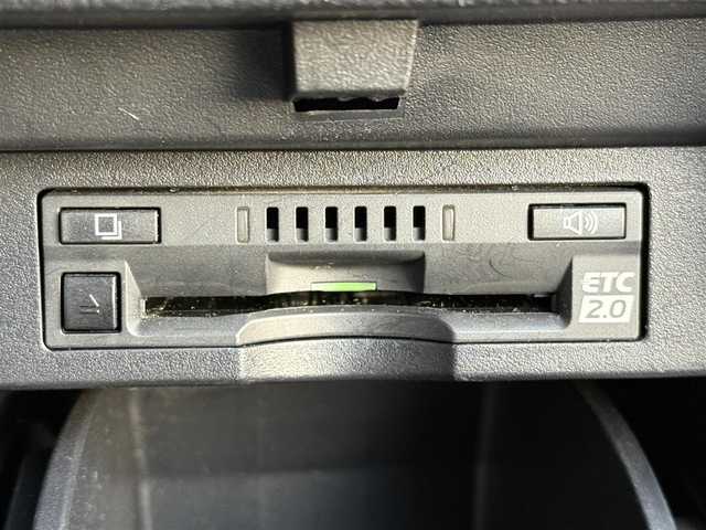 トヨタ アルファード G 秋田県 2019(令1)年 4.6万km ブラック ワンオーナー /トヨタセーフティセンス/・プリクラッシュセーフティ/・レーントレーシングアシスト/・レーダークルーズコントロール/・オートマチックハイビーム/・ロードサインアシスト/・インテリジェントクリアランスソナー/純正ナビ /・FM/AM/CD/DVD/・フルセグTV/Bluetooth/バックカメラ /後席リアモニター /4WD /ETC2.0 /両側パワースライドドア /レザーシート /D/Nパワーシート /シートヒーター/クーラー /純正17インチアルミホイール/スペアタイヤ有/エンジンスタートボタン/スマートキー/スペアキー有/オートライト/オートエアコン/保証書/取扱説明書