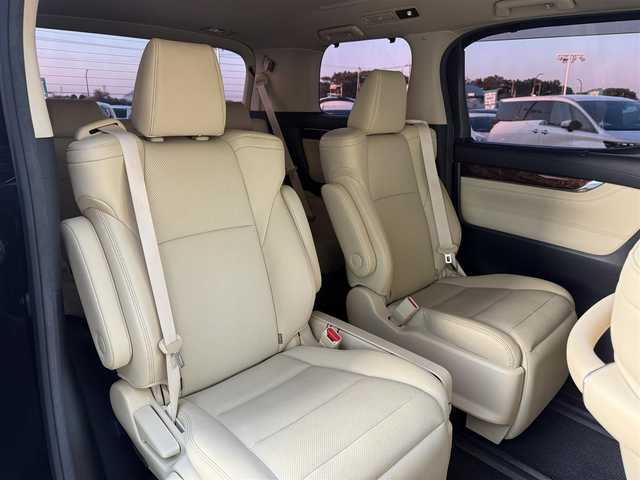 トヨタ アルファード G 秋田県 2019(令1)年 4.6万km ブラック ワンオーナー /トヨタセーフティセンス/・プリクラッシュセーフティ/・レーントレーシングアシスト/・レーダークルーズコントロール/・オートマチックハイビーム/・ロードサインアシスト/・インテリジェントクリアランスソナー/純正ナビ /・FM/AM/CD/DVD/・フルセグTV/Bluetooth/バックカメラ /後席リアモニター /4WD /ETC2.0 /両側パワースライドドア /レザーシート /D/Nパワーシート /シートヒーター/クーラー /純正17インチアルミホイール/スペアタイヤ有/エンジンスタートボタン/スマートキー/スペアキー有/オートライト/オートエアコン/保証書/取扱説明書