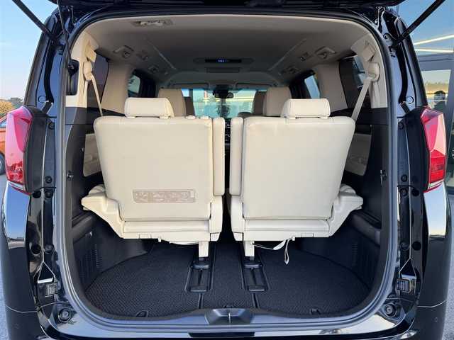 トヨタ アルファード G 秋田県 2019(令1)年 4.6万km ブラック ワンオーナー /トヨタセーフティセンス/・プリクラッシュセーフティ/・レーントレーシングアシスト/・レーダークルーズコントロール/・オートマチックハイビーム/・ロードサインアシスト/・インテリジェントクリアランスソナー/純正ナビ /・FM/AM/CD/DVD/・フルセグTV/Bluetooth/バックカメラ /後席リアモニター /4WD /ETC2.0 /両側パワースライドドア /レザーシート /D/Nパワーシート /シートヒーター/クーラー /純正17インチアルミホイール/スペアタイヤ有/エンジンスタートボタン/スマートキー/スペアキー有/オートライト/オートエアコン/保証書/取扱説明書